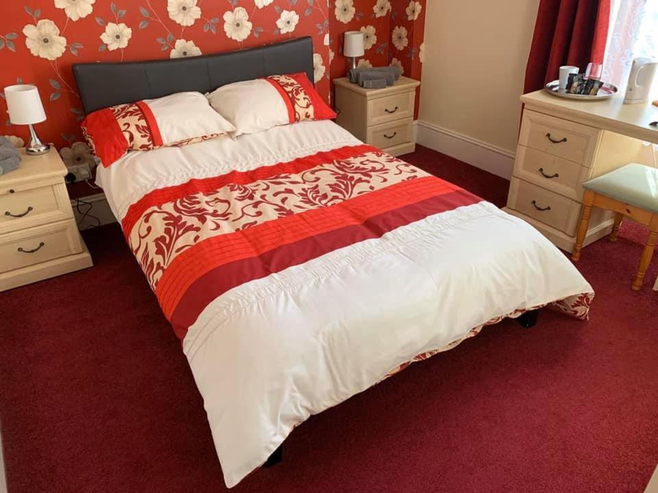 Aden House Bed And Breakfast Mintlaw Exterior photo
